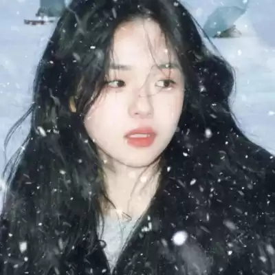 闻皎月